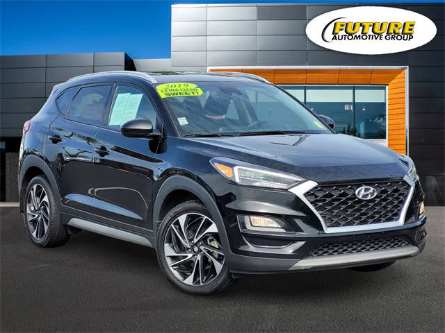 2019 Hyundai Tucson Sport FWD photo