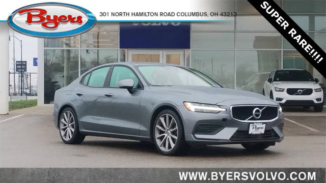 2019 Volvo S60 Momentum AWD photo