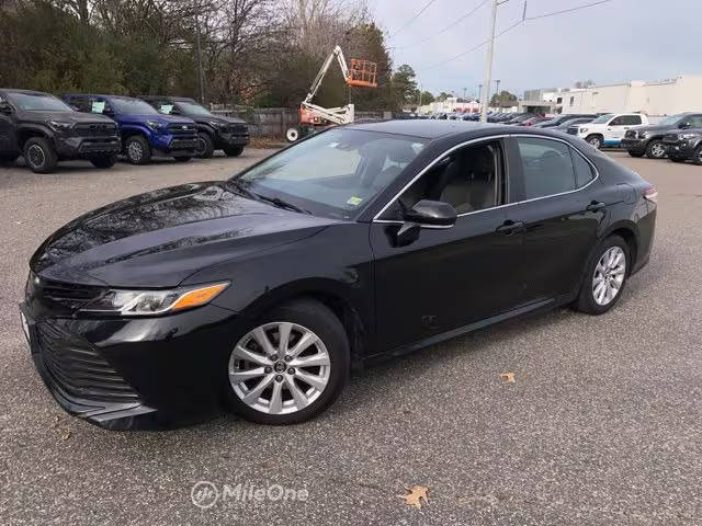 2019 Toyota Camry LE FWD photo