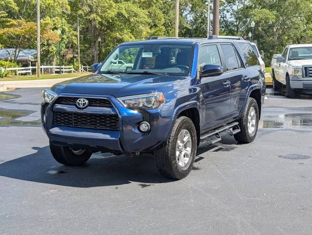 2019 Toyota 4Runner SR5 4WD photo