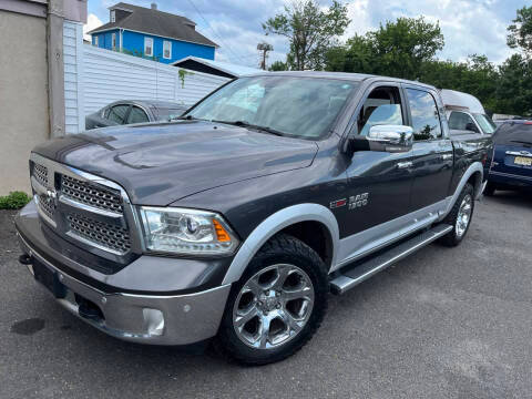 2016 Ram 1500 Laramie 4WD photo