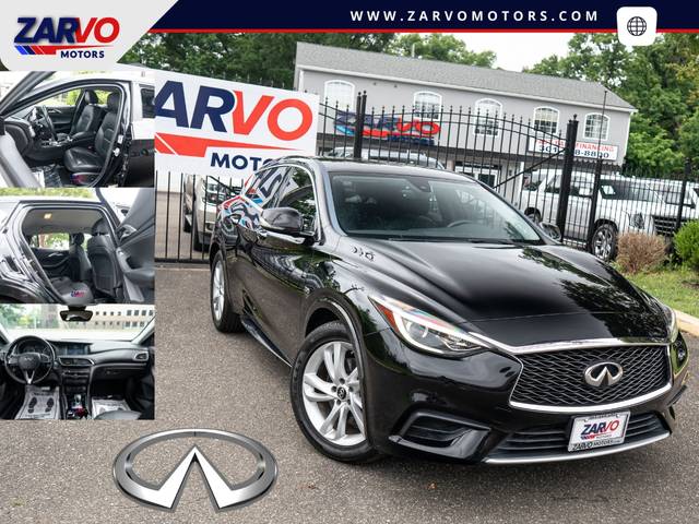 2018 Infiniti QX30 Luxury FWD photo