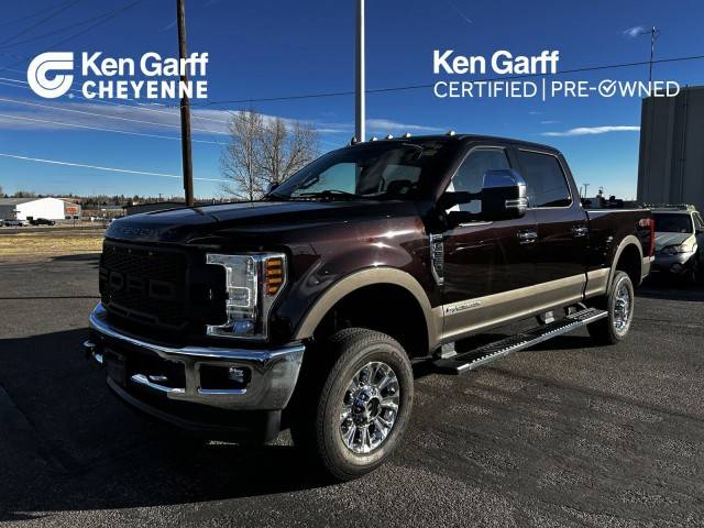 2019 Ford F-350 Super Duty LARIAT 4WD photo