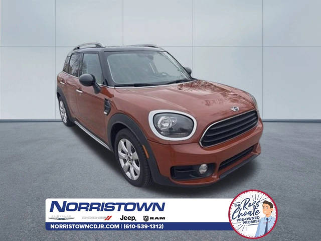 2018 MINI Countryman Cooper FWD photo