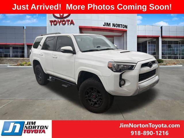 2019 Toyota 4Runner TRD Off Road Premium 4WD photo