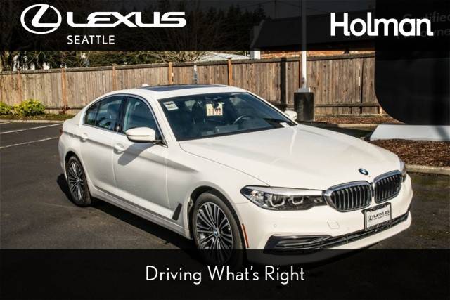 2019 BMW 5 Series 530i xDrive AWD photo