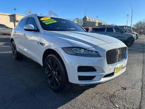 2019 Jaguar F-Pace 30t Portfolio AWD photo