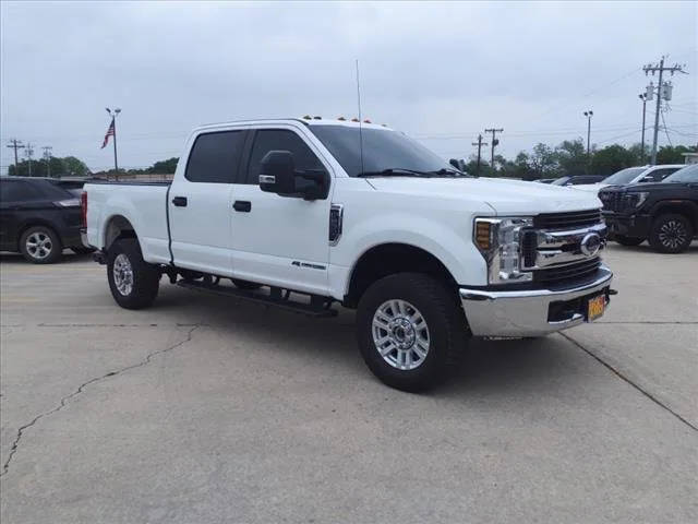 2019 Ford F-250 Super Duty XL 4WD photo