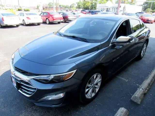 2019 Chevrolet Malibu LT FWD photo