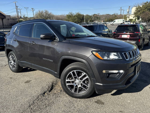 2019 Jeep Compass Latitude FWD photo
