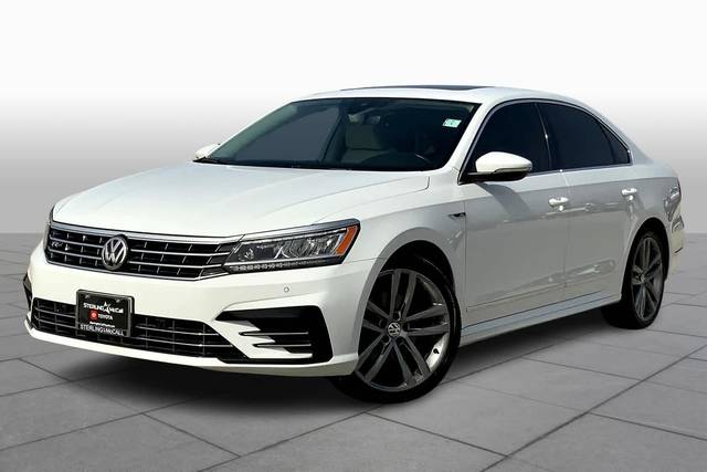 2019 Volkswagen Passat 2.0T SE R-Line FWD photo