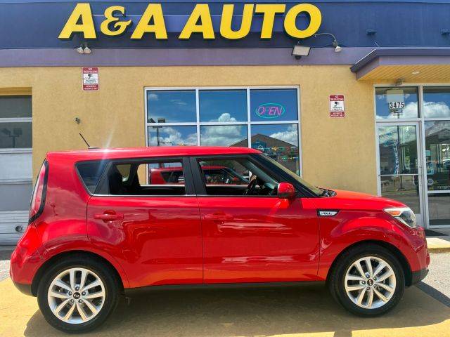 2018 Kia Soul + FWD photo