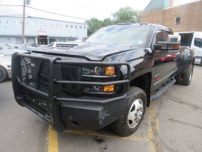 2019 Chevrolet Silverado 3500HD LTZ 4WD photo