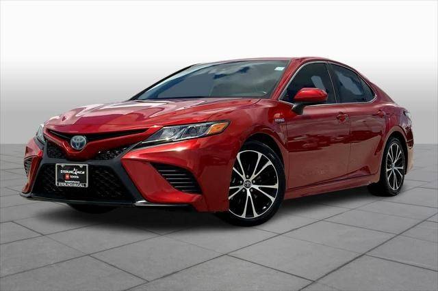 2019 Toyota Camry Hybrid SE FWD photo