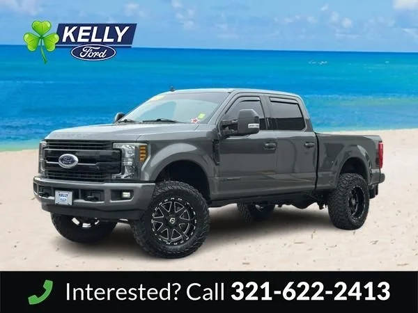 2019 Ford F-350 Super Duty LARIAT 4WD photo