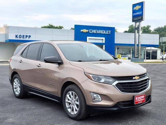 2019 Chevrolet Equinox LS FWD photo