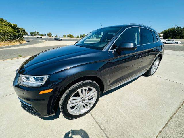 2019 Audi Q5 Premium Plus AWD photo