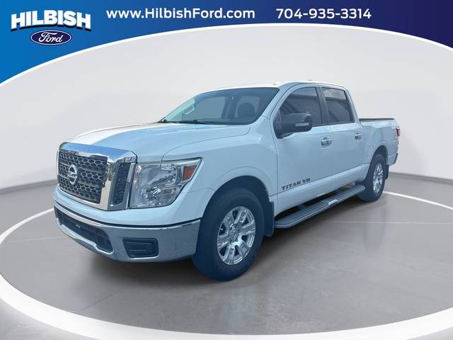 2018 Nissan Titan SV RWD photo