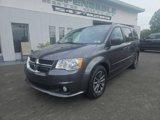 2017 Dodge Grand Caravan SXT FWD photo