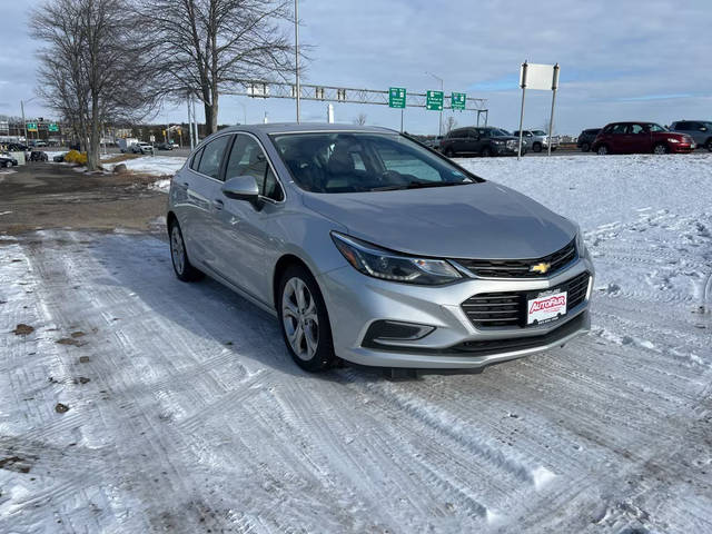 2018 Chevrolet Cruze Premier FWD photo