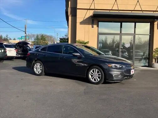 2017 Chevrolet Malibu LT FWD photo