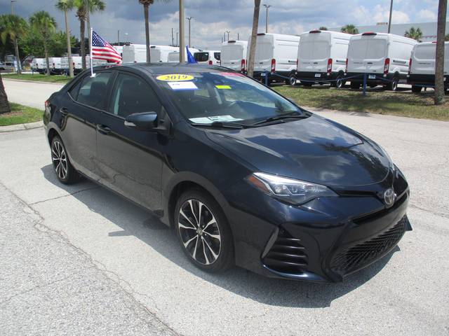 2019 Toyota Corolla SE FWD photo