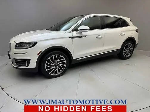 2019 Lincoln Nautilus Reserve AWD photo