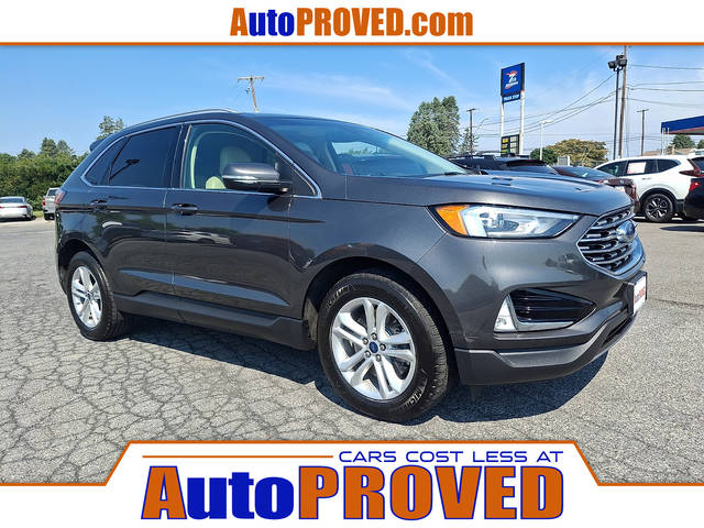 2019 Ford Edge SEL AWD photo