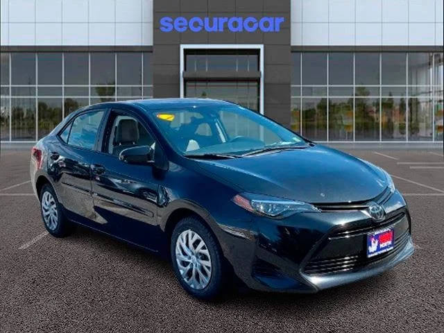 2019 Toyota Corolla LE FWD photo