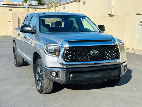 2019 Toyota Tundra SR5 4WD photo