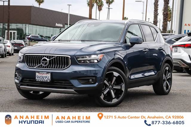 2019 Volvo XC40 Inscription AWD photo