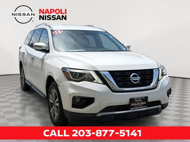 2018 Nissan Pathfinder SV 4WD photo