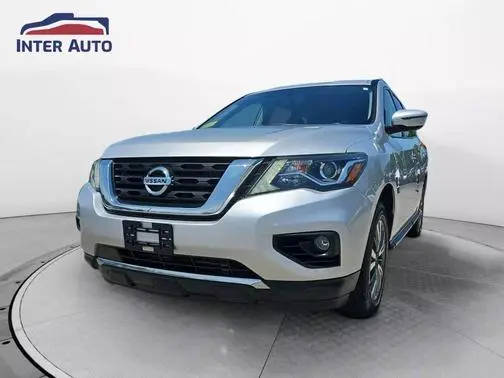 2018 Nissan Pathfinder SV 4WD photo