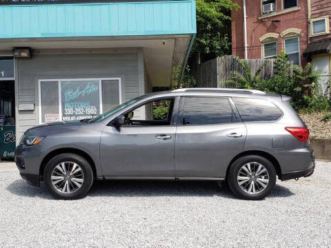 2018 Nissan Pathfinder SV 4WD photo