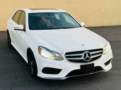 2016 Mercedes-Benz E-Class E 350 Sport RWD photo