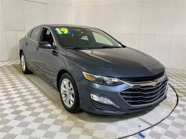 2019 Chevrolet Malibu LT FWD photo