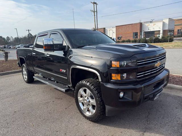 2019 Chevrolet Silverado 2500HD LTZ 4WD photo