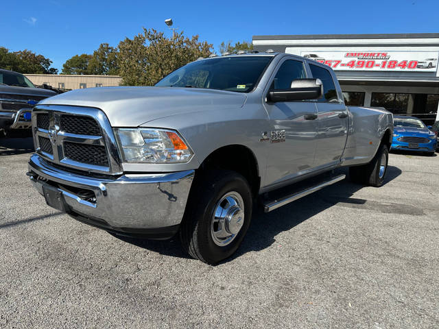 2018 Ram 3500 Tradesman 4WD photo