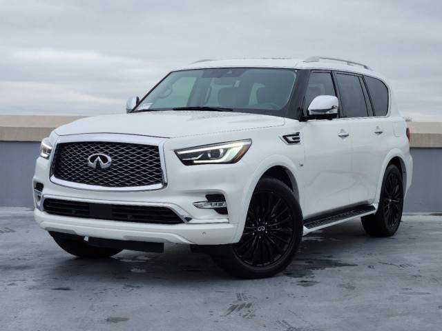 2019 Infiniti QX80 LUXE 4WD photo