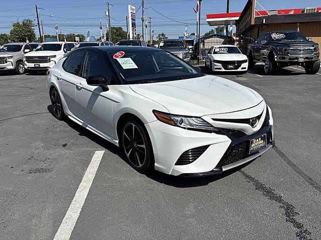 2019 Toyota Camry XSE FWD photo