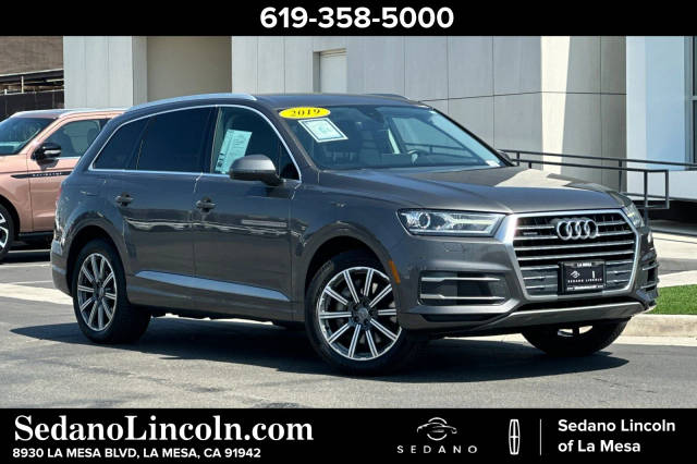2019 Audi Q7 Premium AWD photo