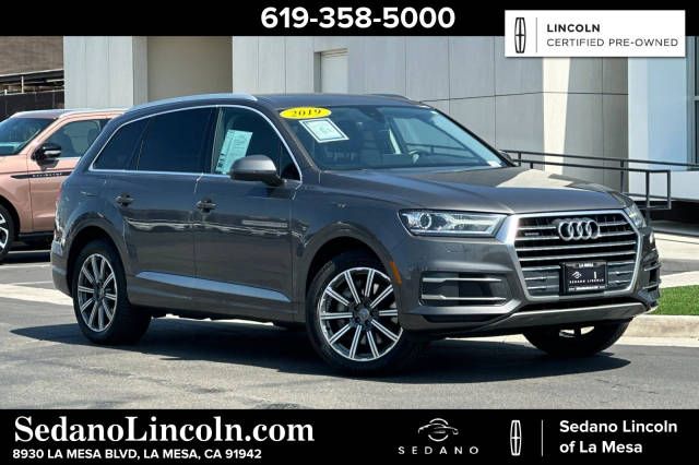 2019 Audi Q7 Premium AWD photo