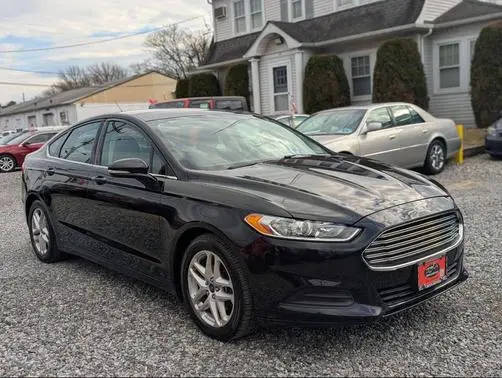 2016 Ford Fusion SE FWD photo