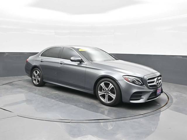 2019 Mercedes-Benz E-Class E 300 AWD photo