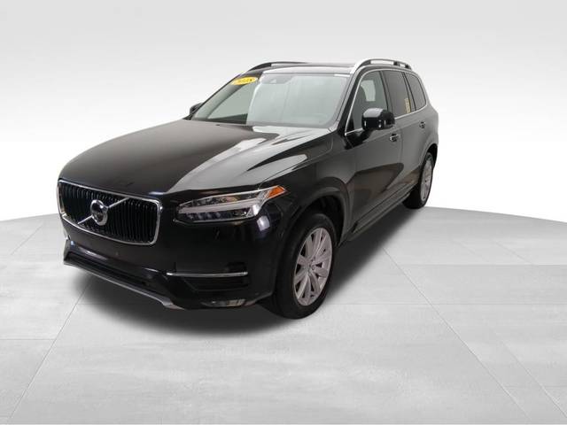 2018 Volvo XC90 Momentum AWD photo