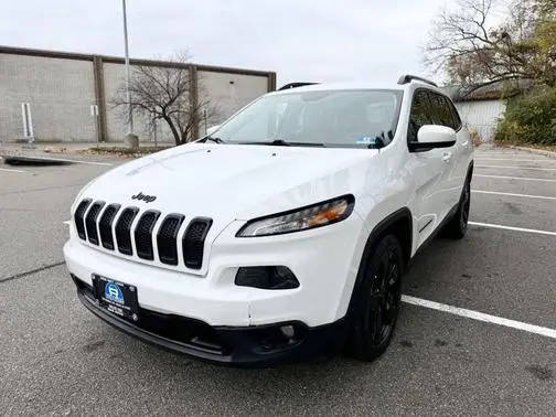 2016 Jeep Cherokee Altitude FWD photo