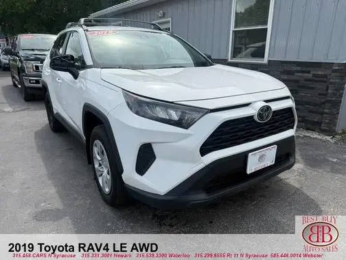 2019 Toyota RAV4 LE AWD photo