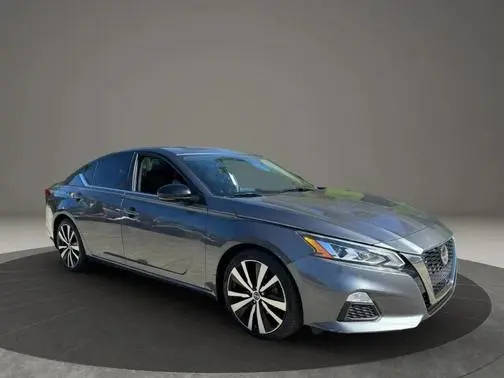 2019 Nissan Altima 2.5 SR FWD photo