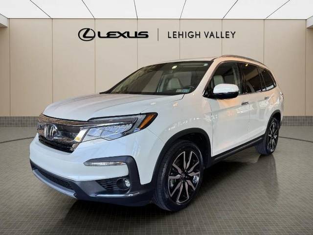 2019 Honda Pilot Touring 7-Passenger AWD photo
