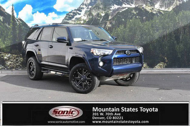 2019 Toyota 4Runner SR5 4WD photo